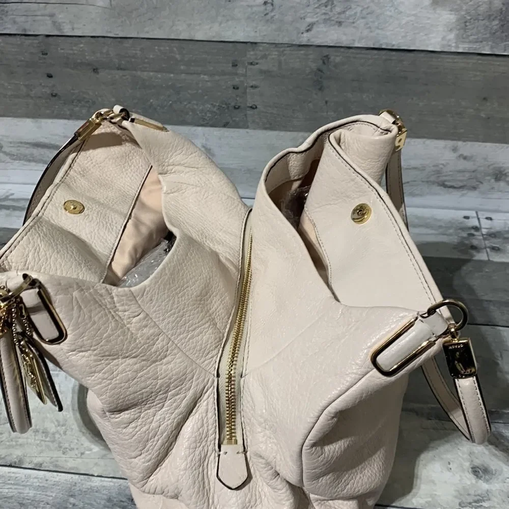 Coach‎ Madison Leather Phoebe Satchel Cream